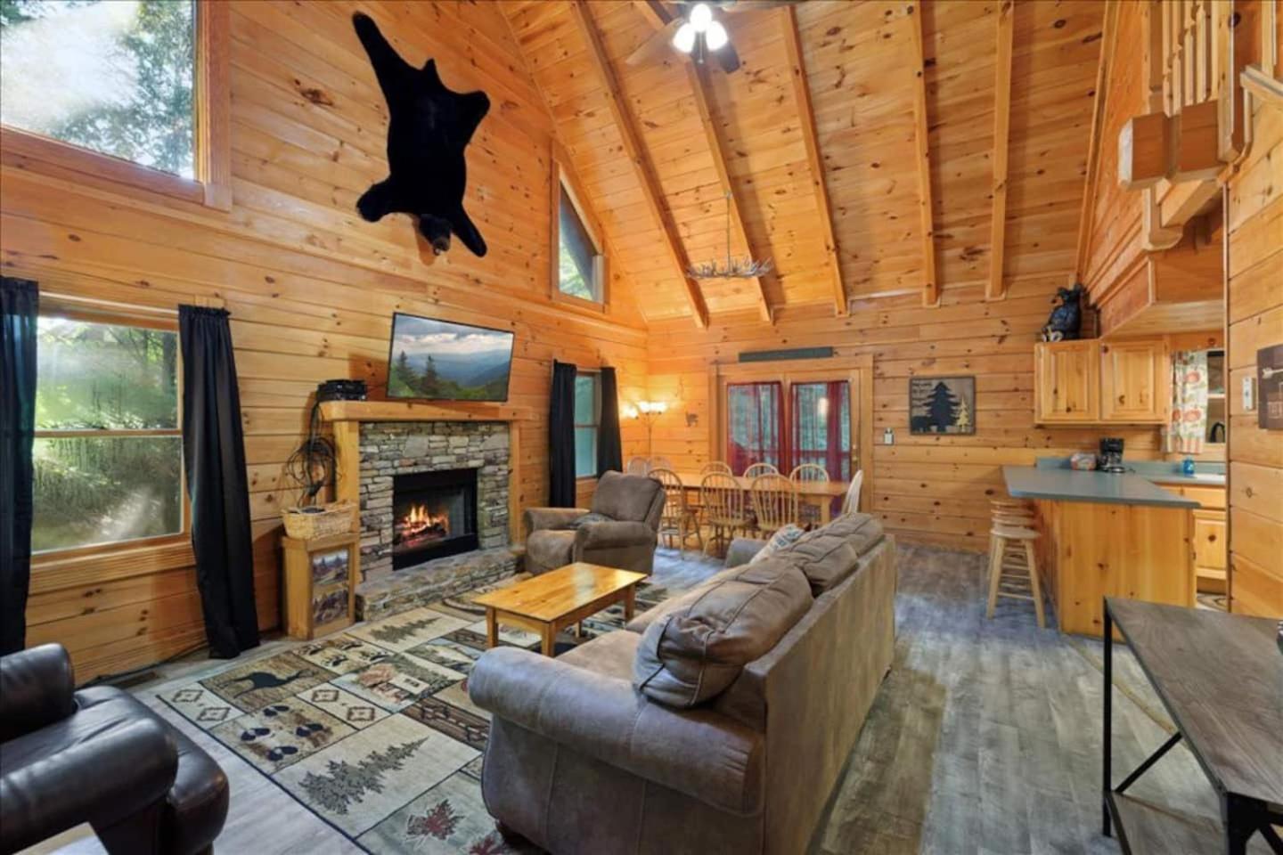 5Br Smoky Cabin Hot Tub, Games, 1 Mi To Parkway Pigeon Forge Exteriör bild